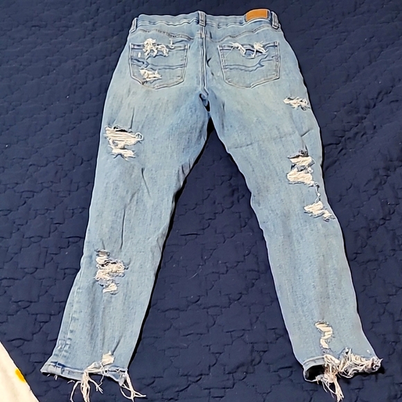 American Eagle Curvy High Rise Jeans - Picture 2 of 5